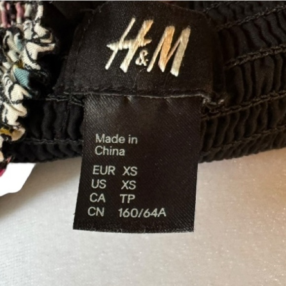 H&M Floral Smocked Mini Skirt XS - Picture 5 of 6